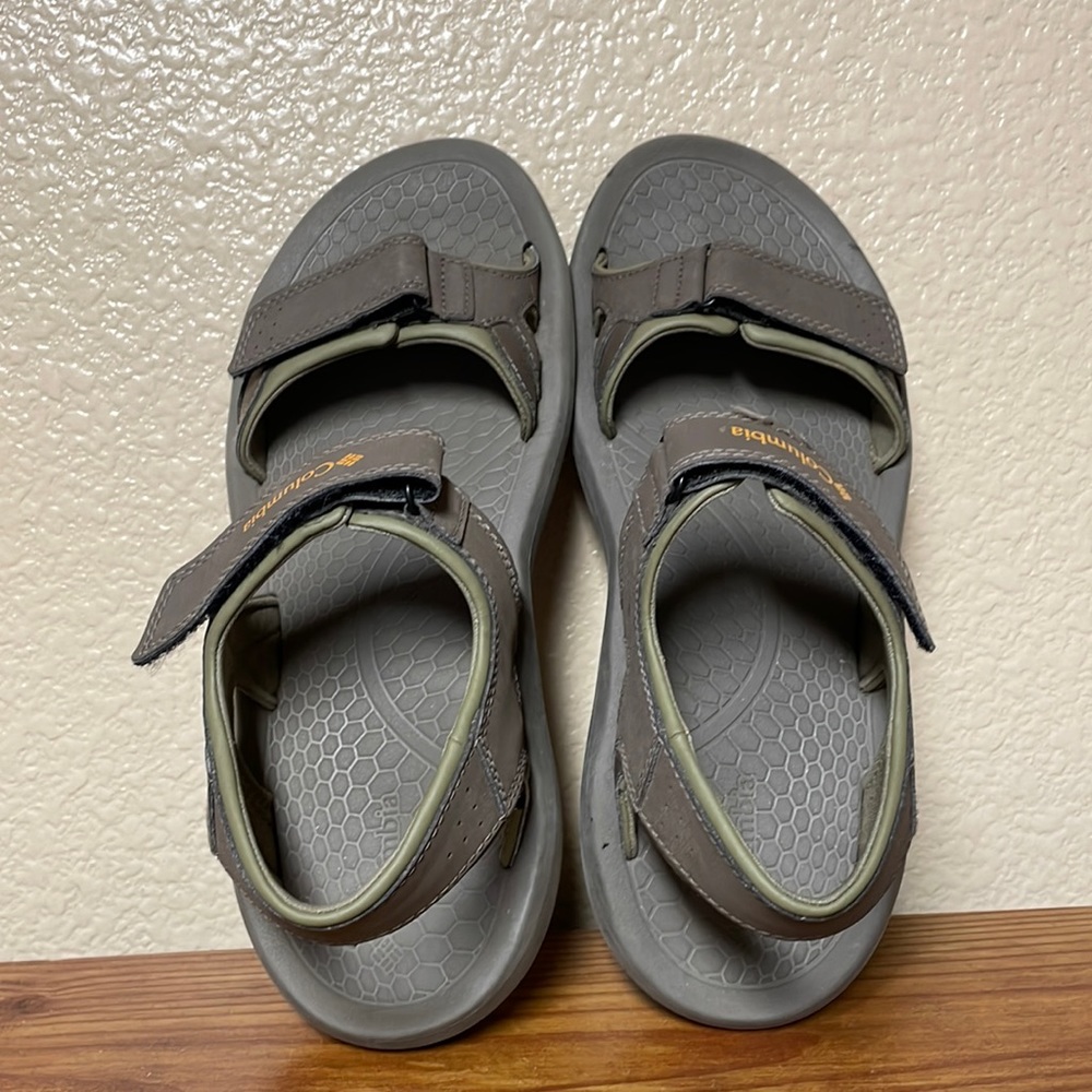 Columbia Sandals water Shoe Men’s Size US 9 Taupe